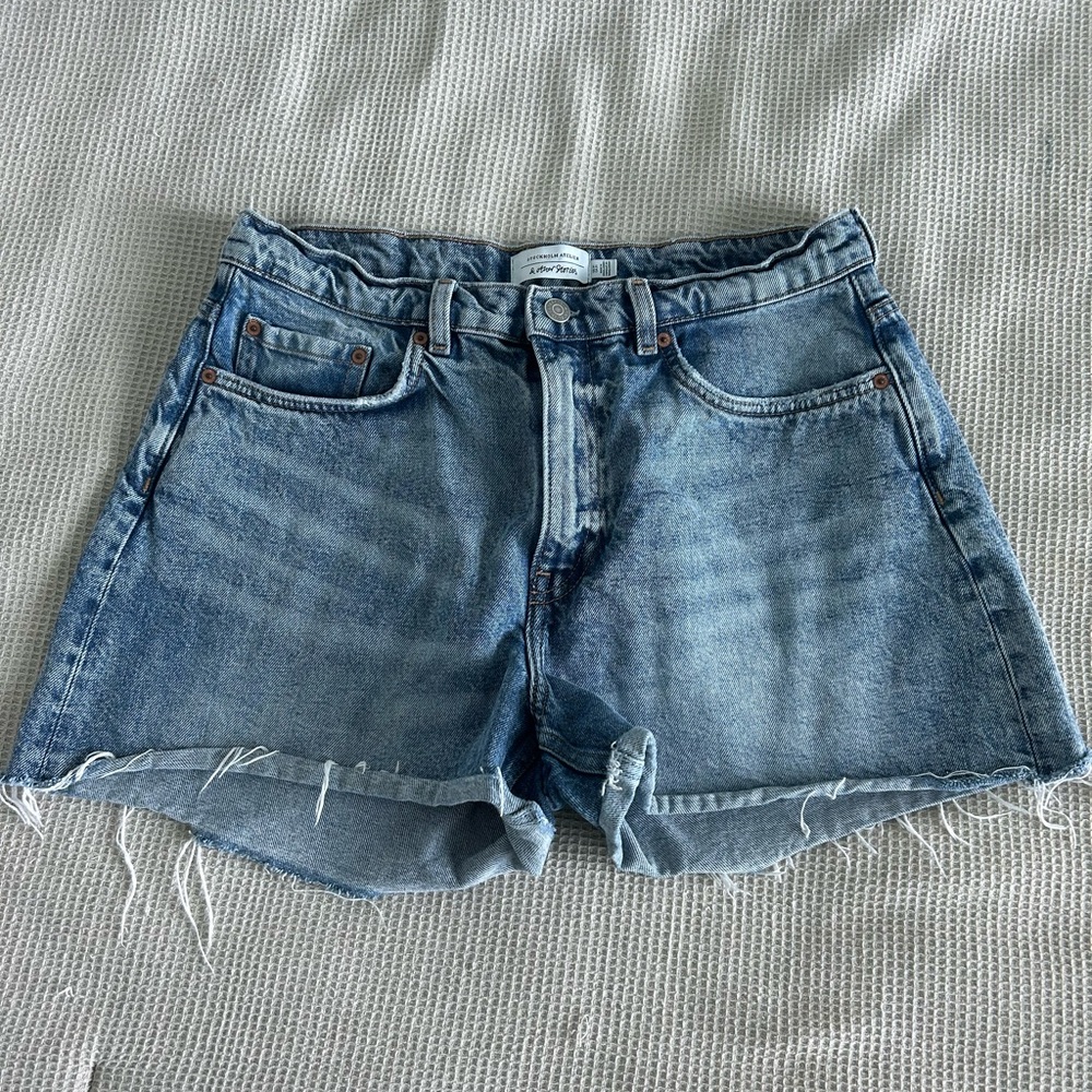 & Other Stories Classic Blue Jean Shorts